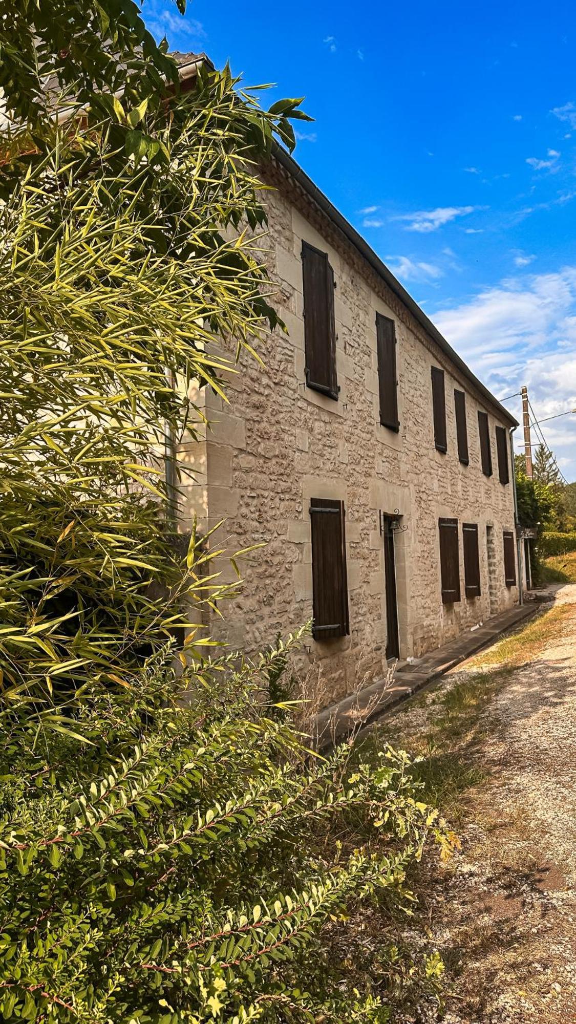 Gite Le Relais De La Diligence Saint-Lazare Exteriör bild