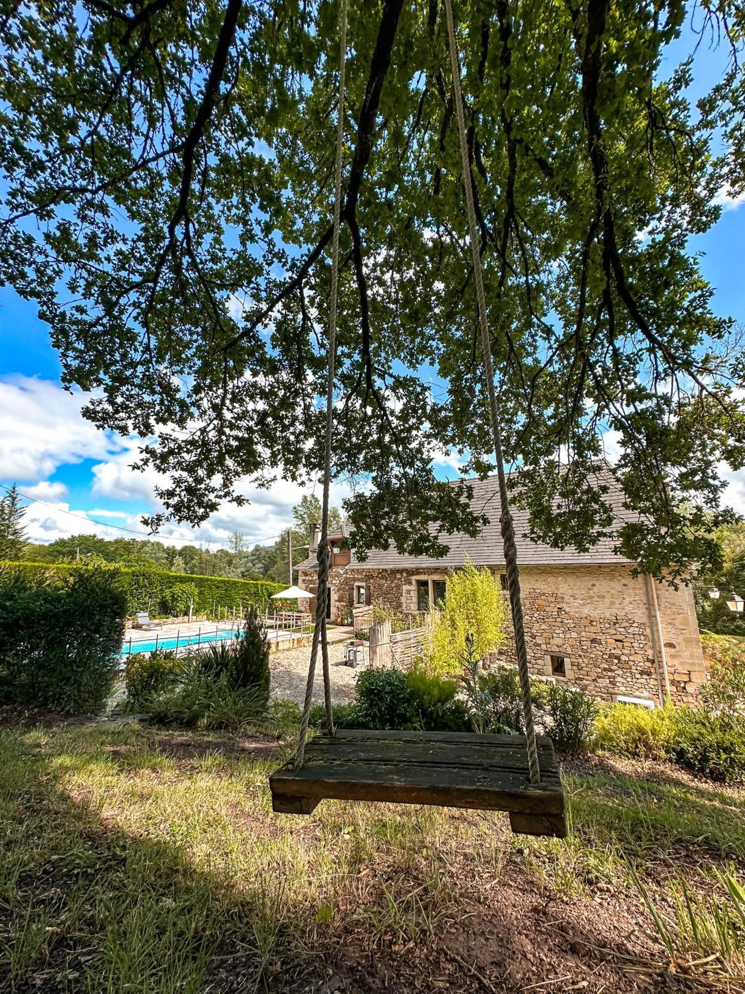 Gite Le Relais De La Diligence Saint-Lazare Exteriör bild
