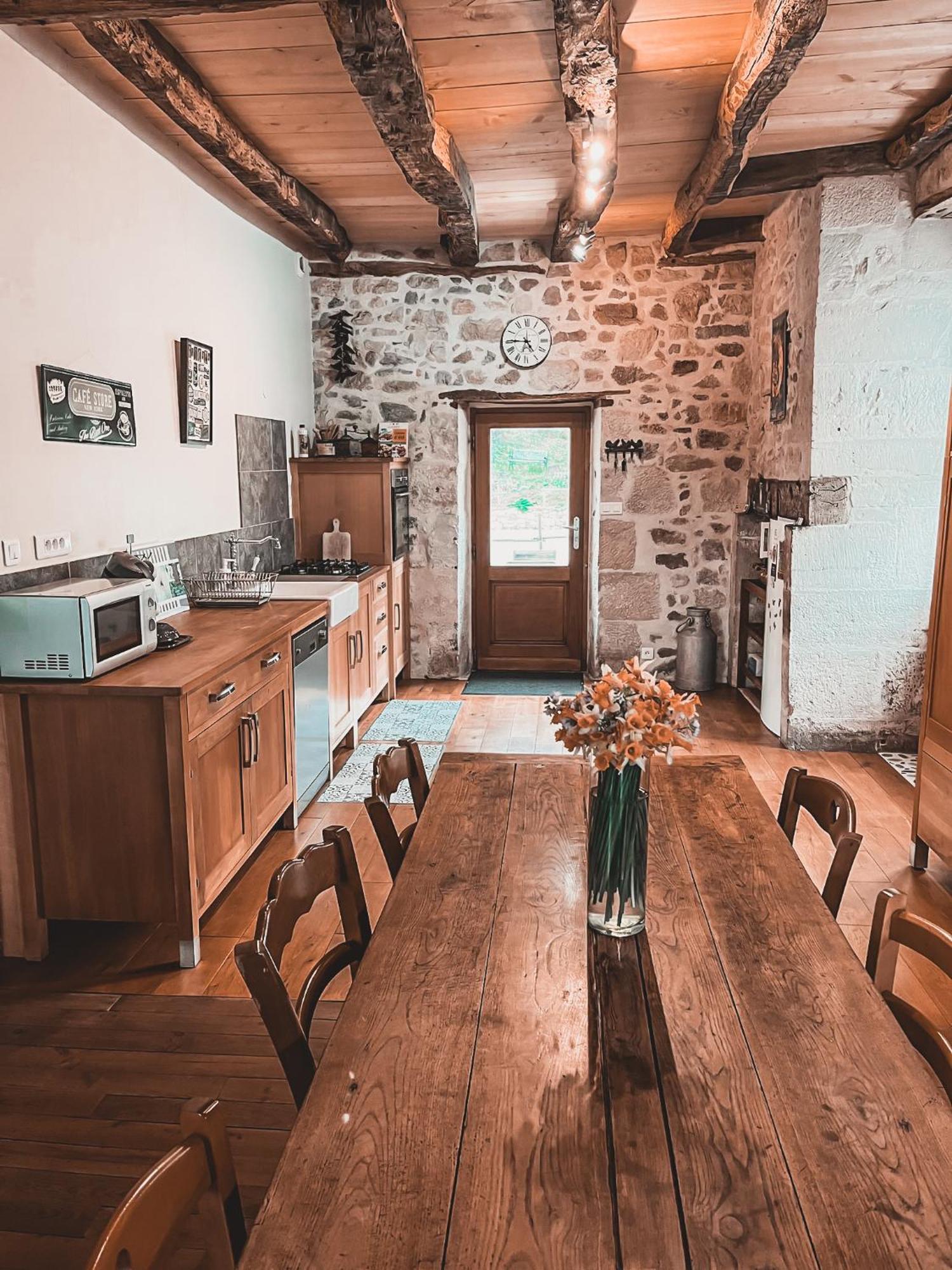 Gite Le Relais De La Diligence Saint-Lazare Exteriör bild