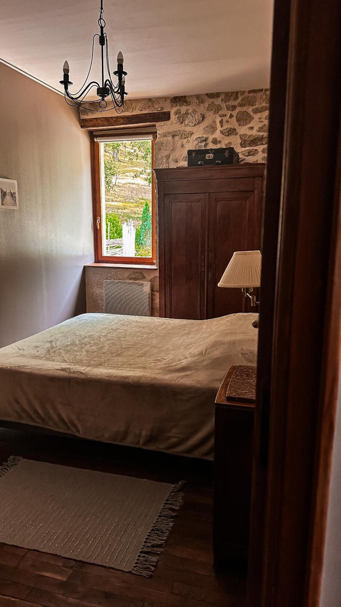 Gite Le Relais De La Diligence Saint-Lazare Exteriör bild