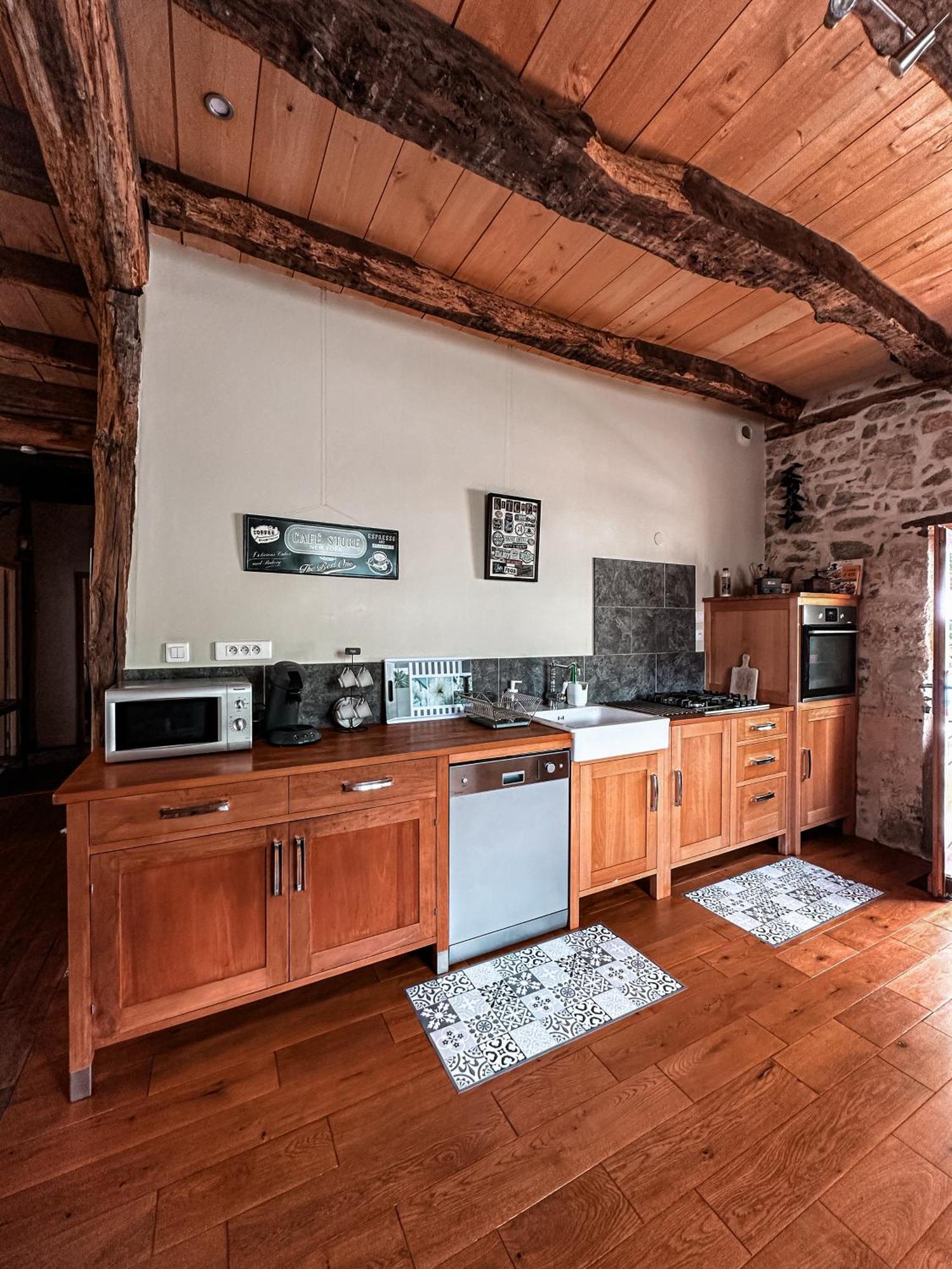 Gite Le Relais De La Diligence Saint-Lazare Exteriör bild